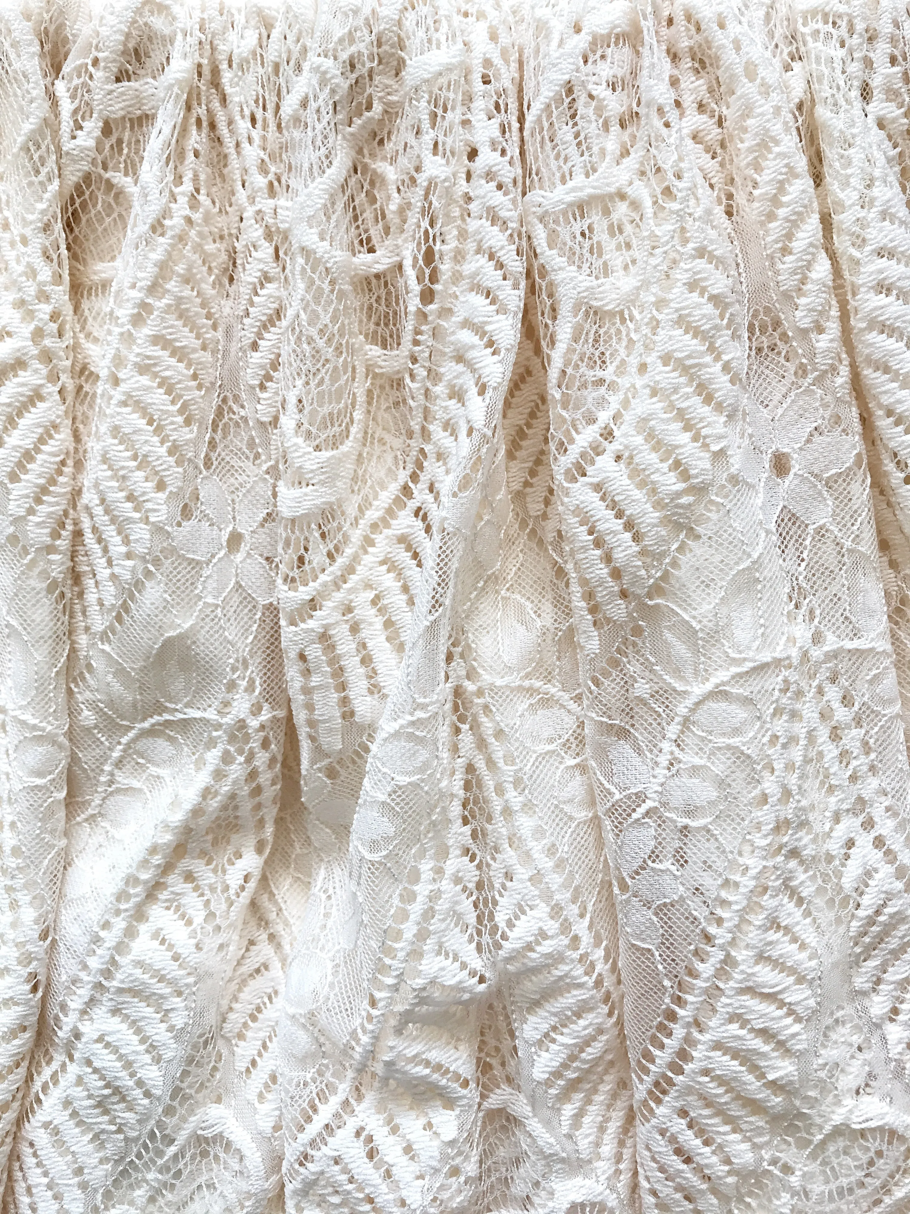 Lace design skirt